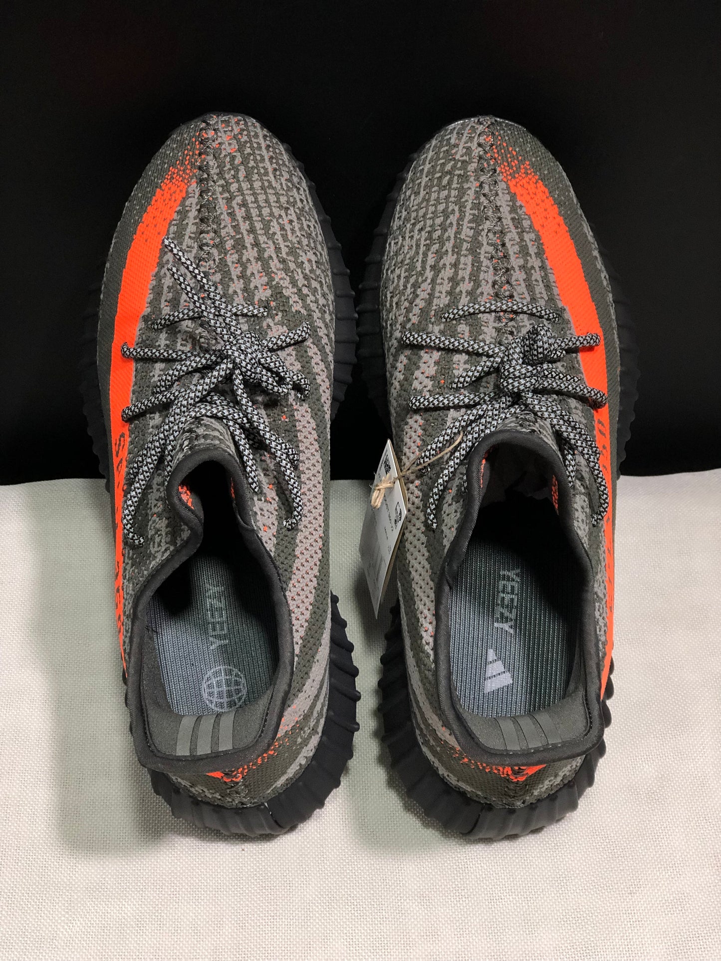 Yeezy 350 Carbon Beluga