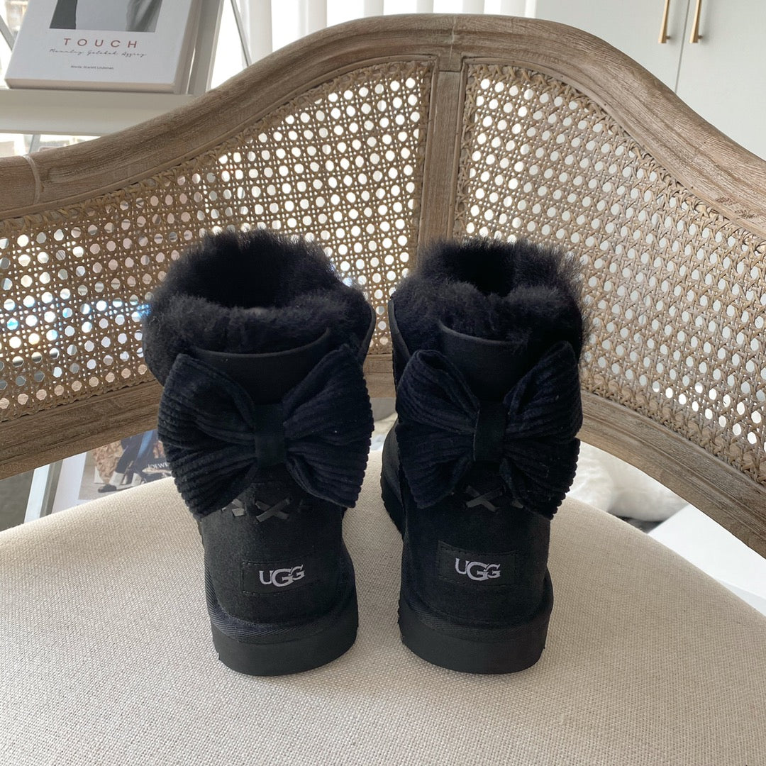 Ugg Bailey Bow