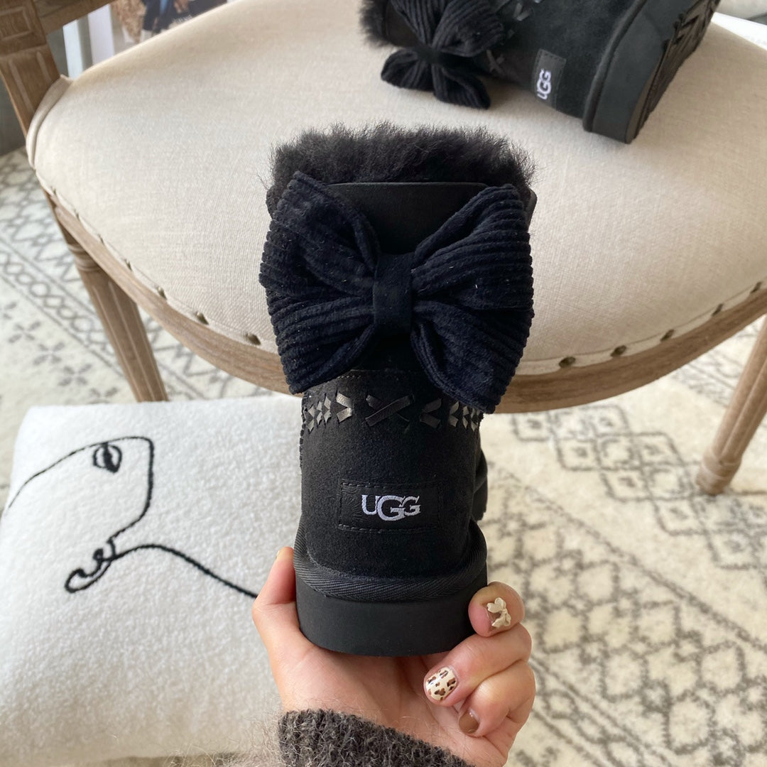 Ugg Bailey Bow