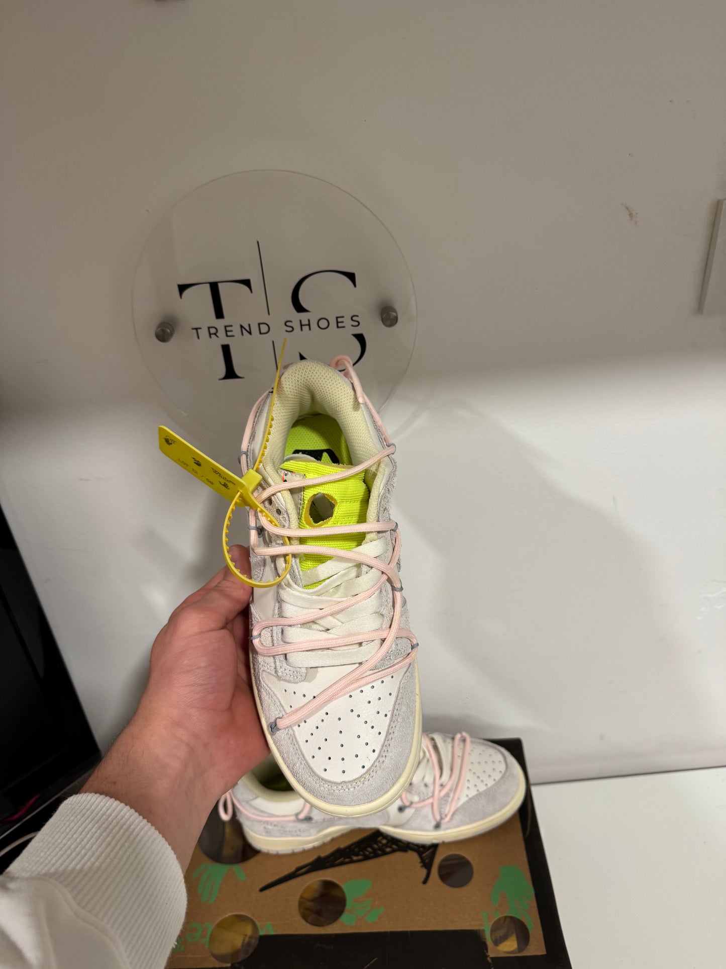 (Odmah Dostupno) Off White Dunk Lot 12 Broj 38