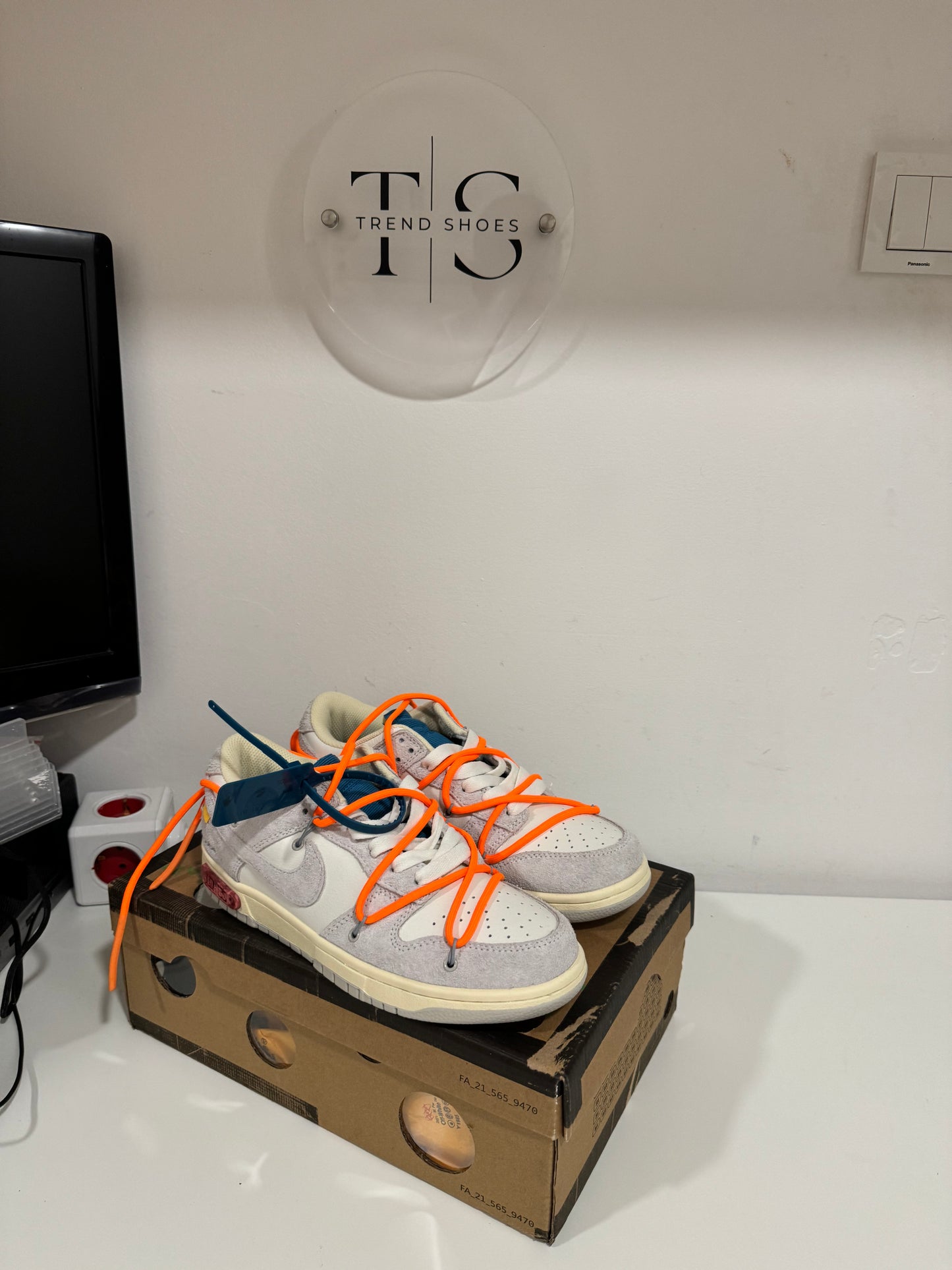 (Odmah Dostupno) Off White Dunk Lot 19 Broj 41