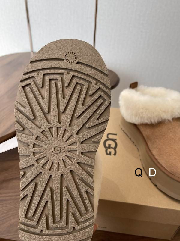 UGG