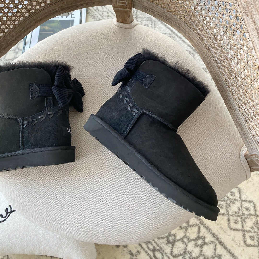 Ugg Bailey Bow