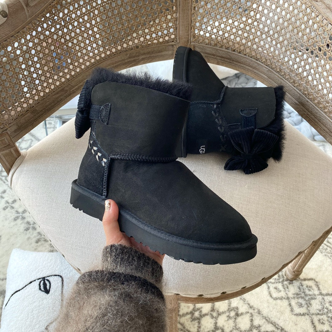 Ugg Bailey Bow