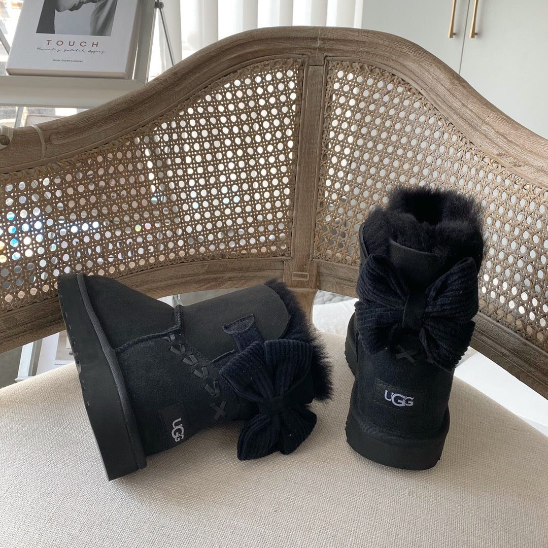 Ugg Bailey Bow