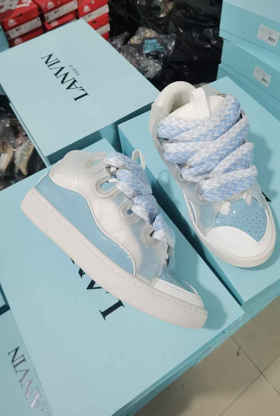 Lanvin Curb
