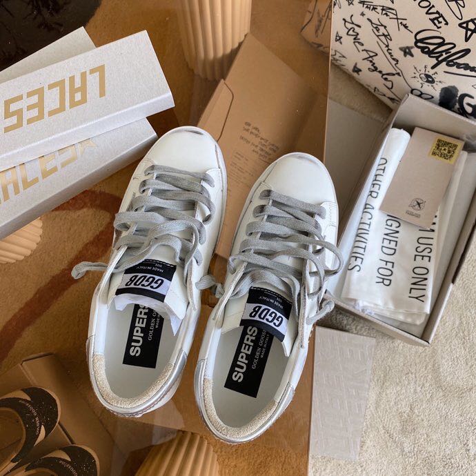 Golden Goose