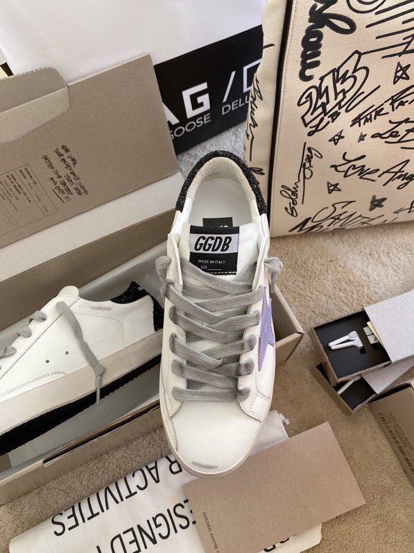 Golden Goose