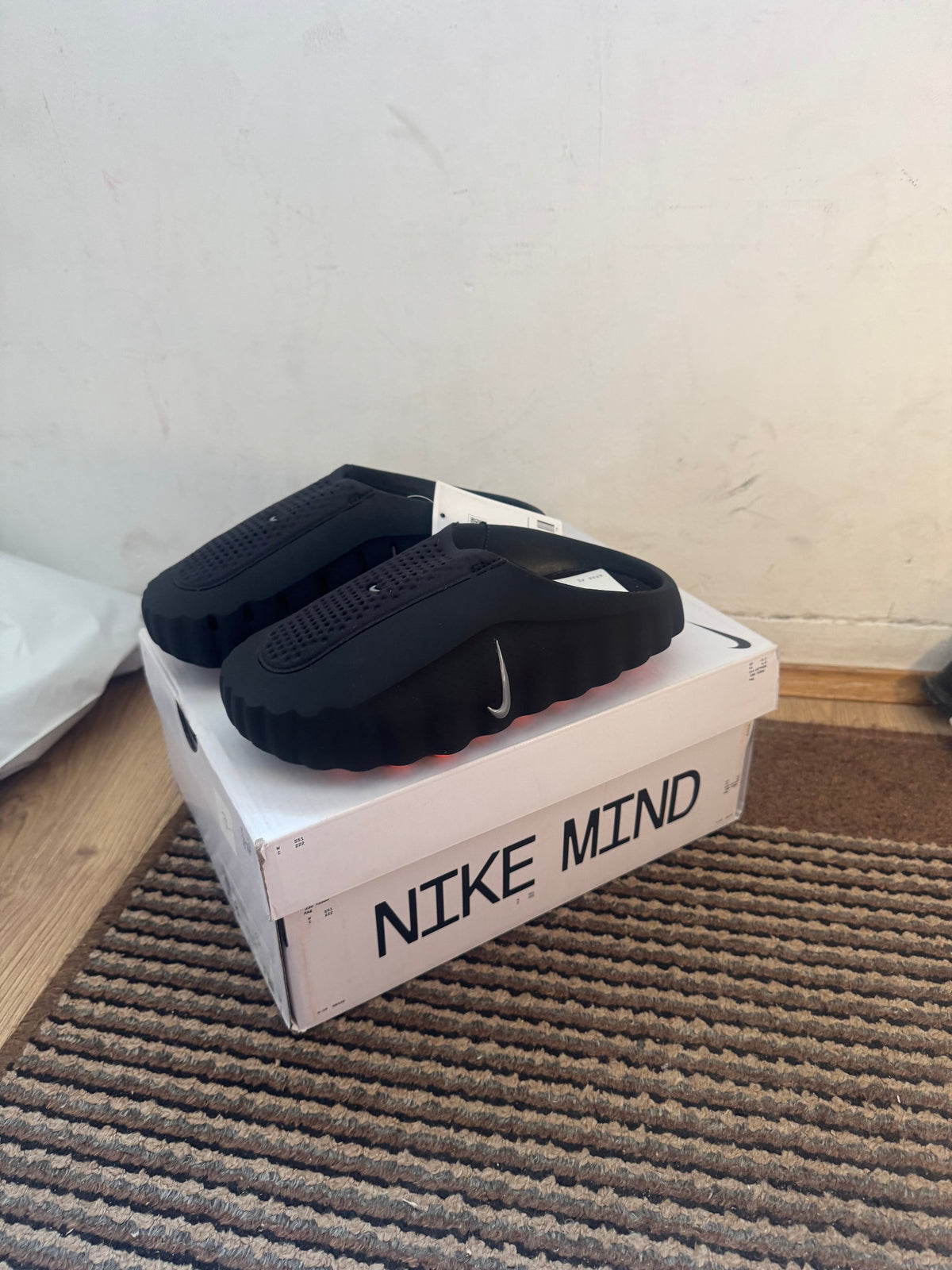 Nike Mind Broj 37.5,44(Odmah dostupno)