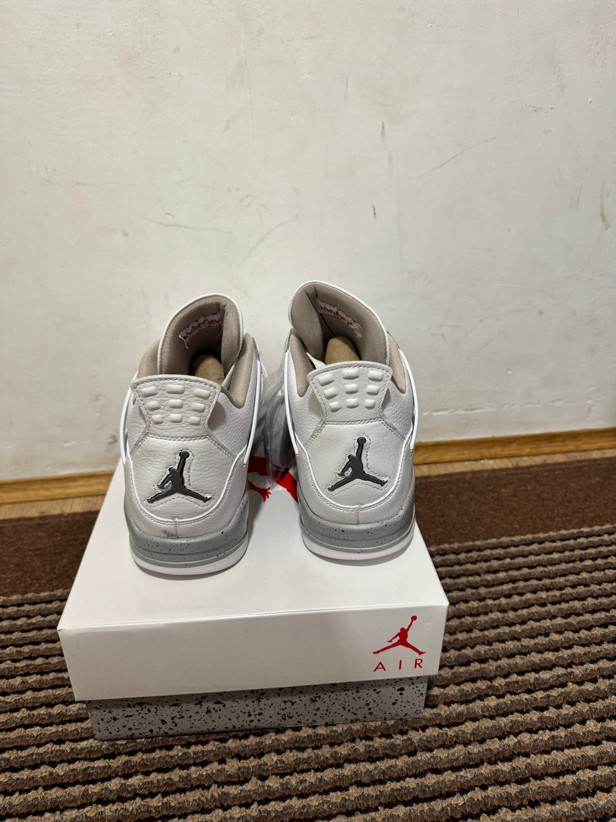 Jordan 4 Oreo Broj 42(Odmah dostupno)