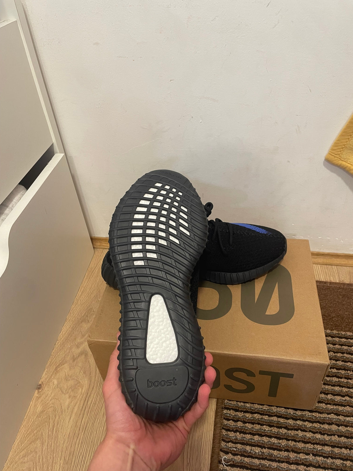 Yeezy 350 Dazzling Blue Broj 41(Odmah dostupno)