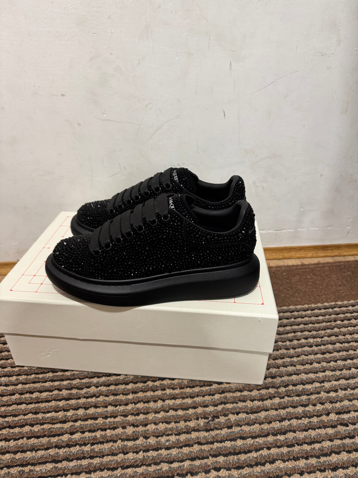 Alexander McQueen Broj 39(Odmah Dostupno)
