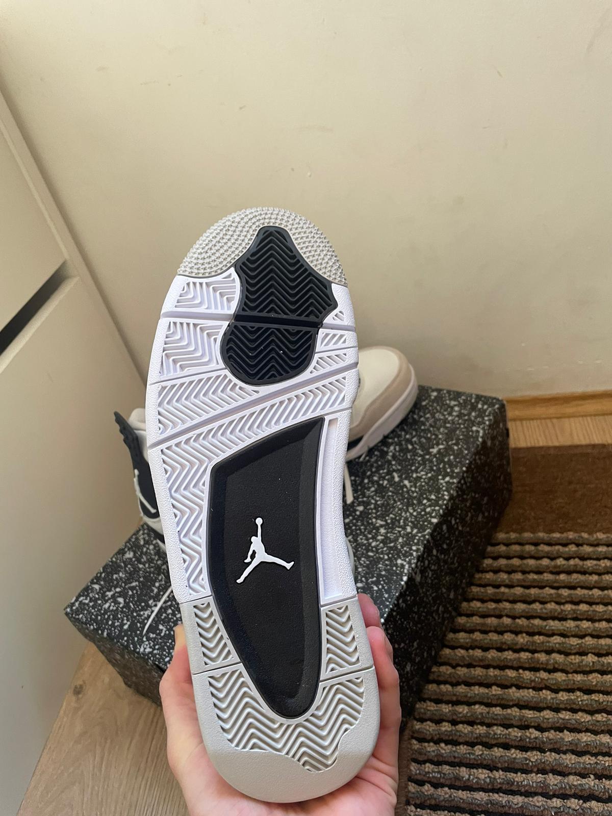 Jordan 4 Military black Broj 44(Odmah dostupno)