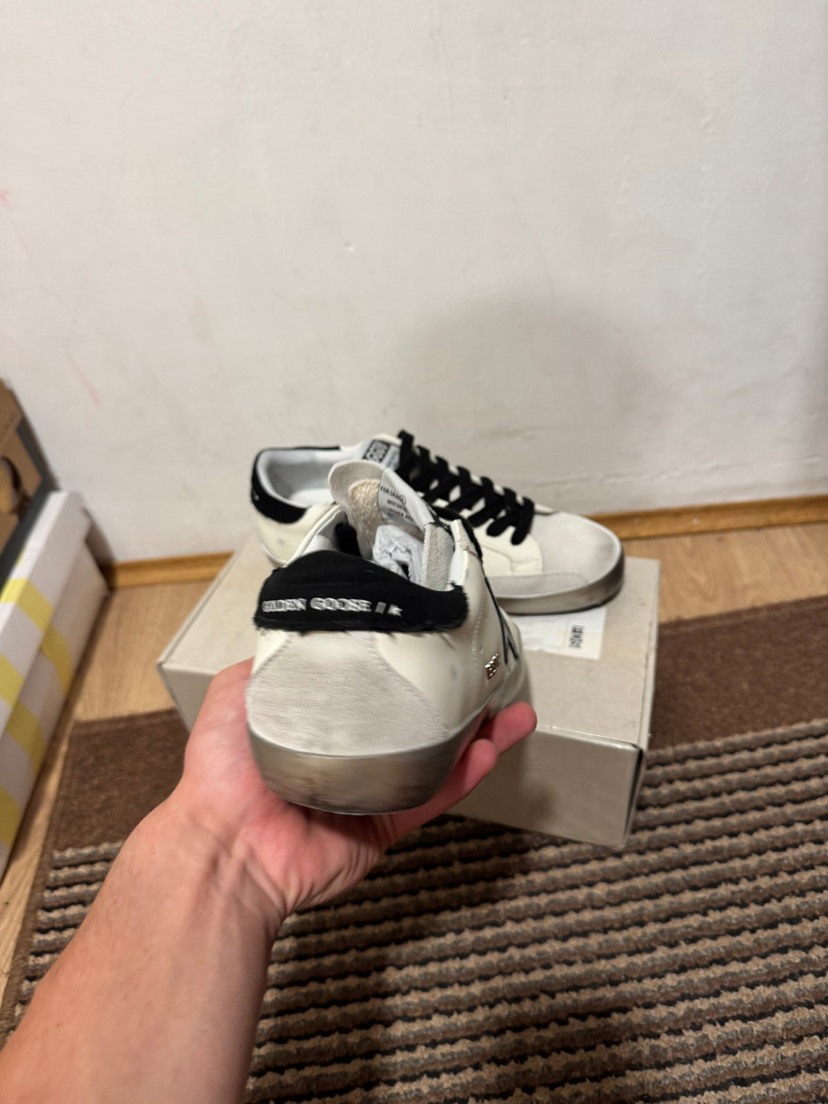 Golden Goose Broj 38,40(Odmah dostupno)