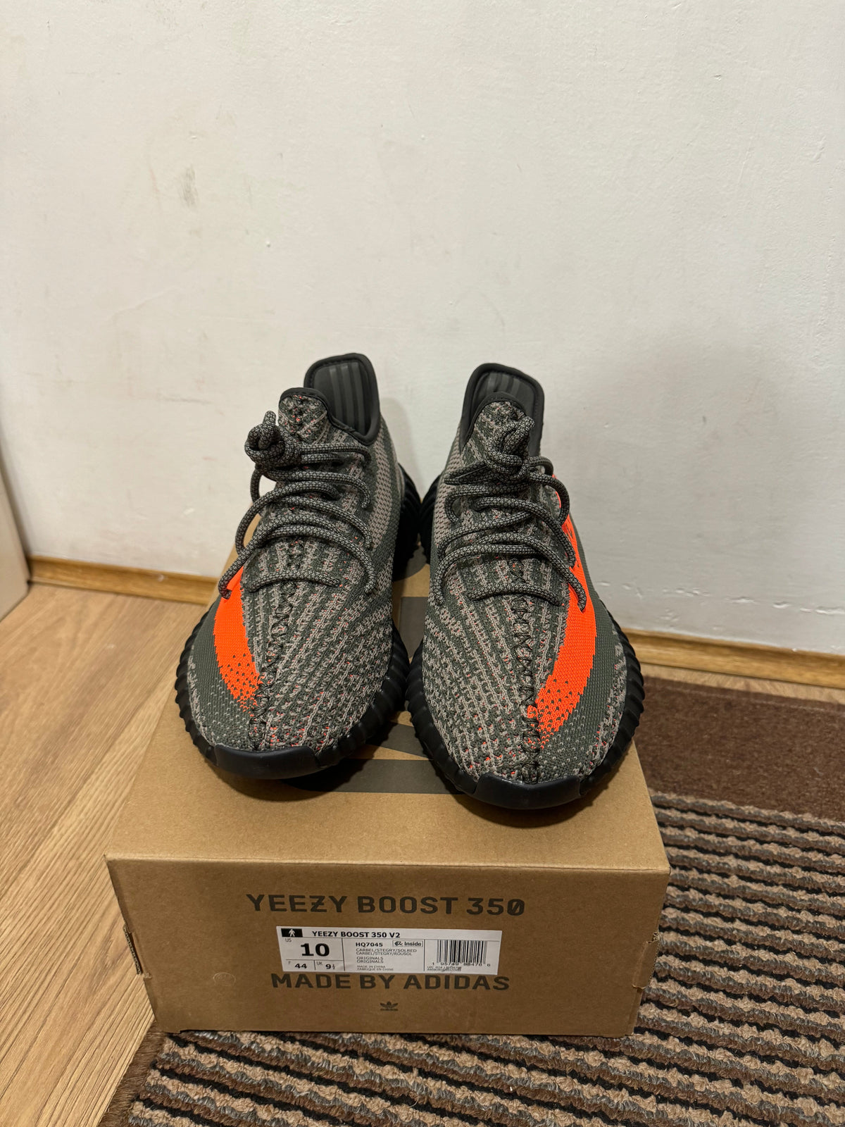 Yeezy 350 Carbon Beluga Broj 38,47(Odmah Dostupno)