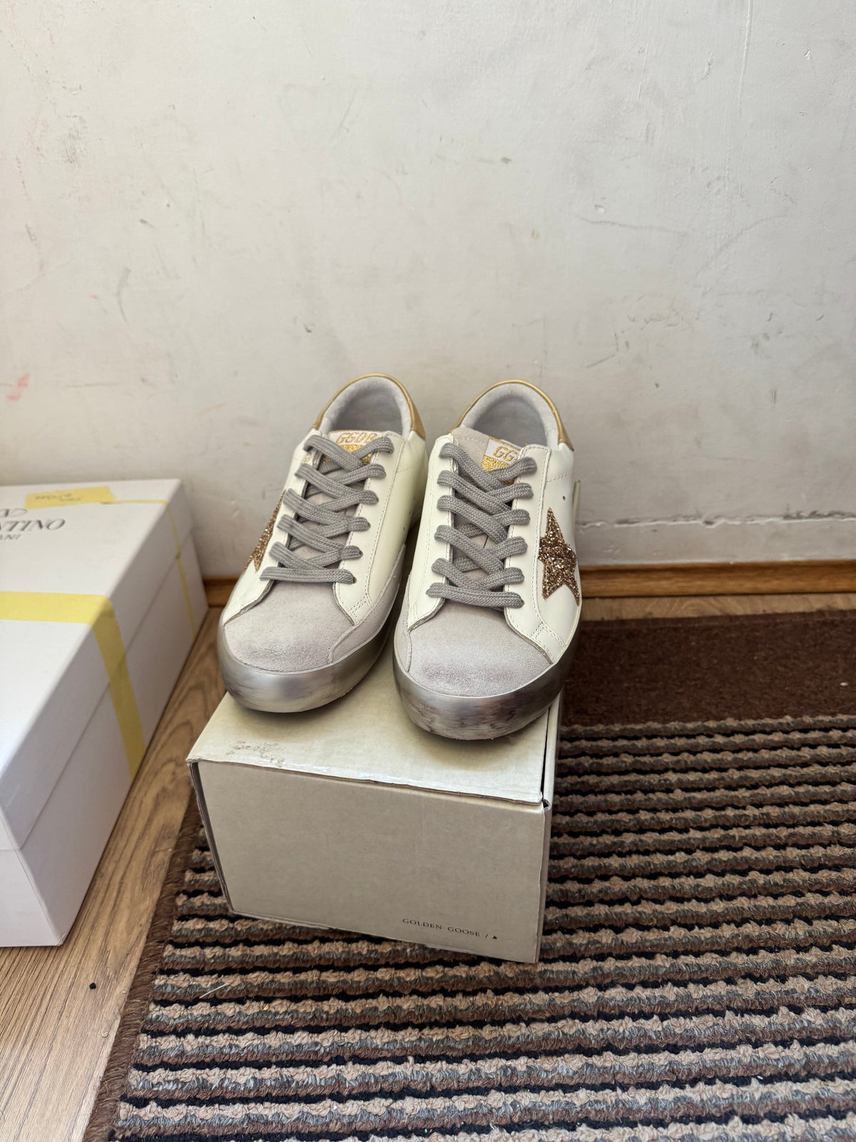 Golden Goose Broj 40(Odmah dostupno)