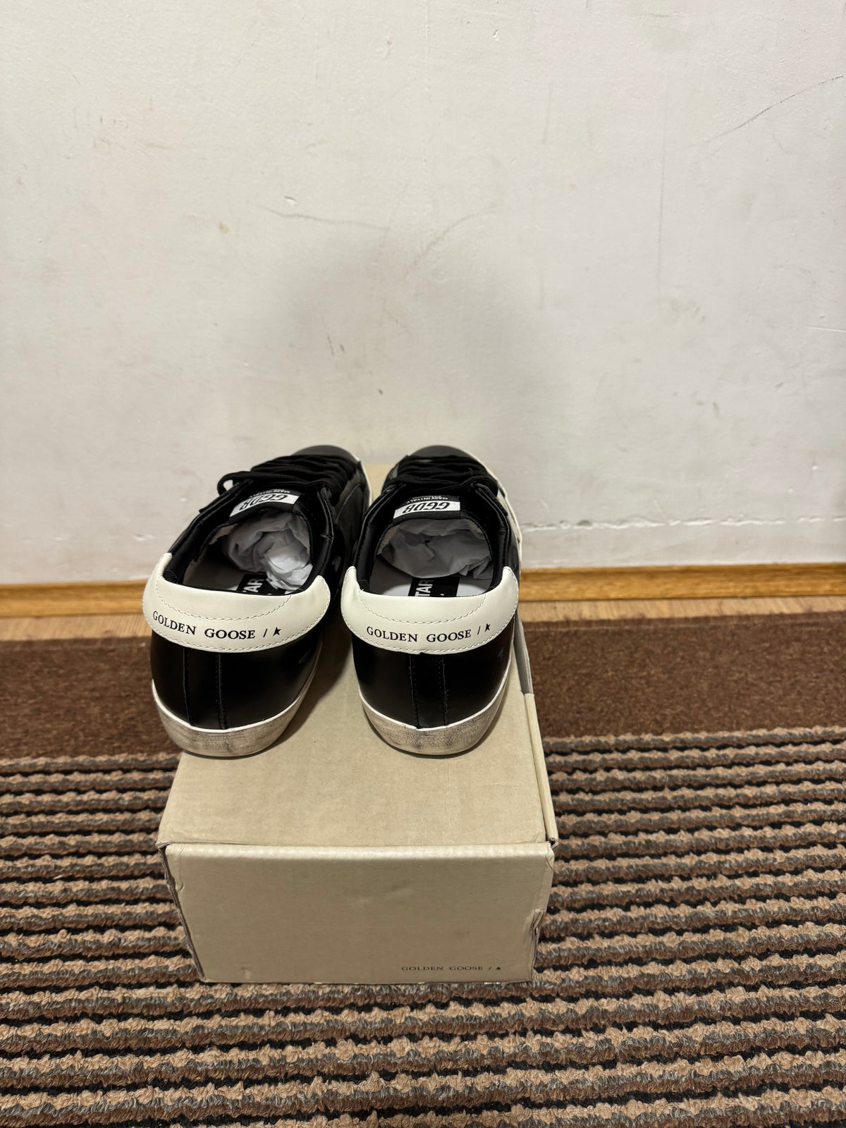 Golden Goose Broj 42,45(Odmah dostupno)