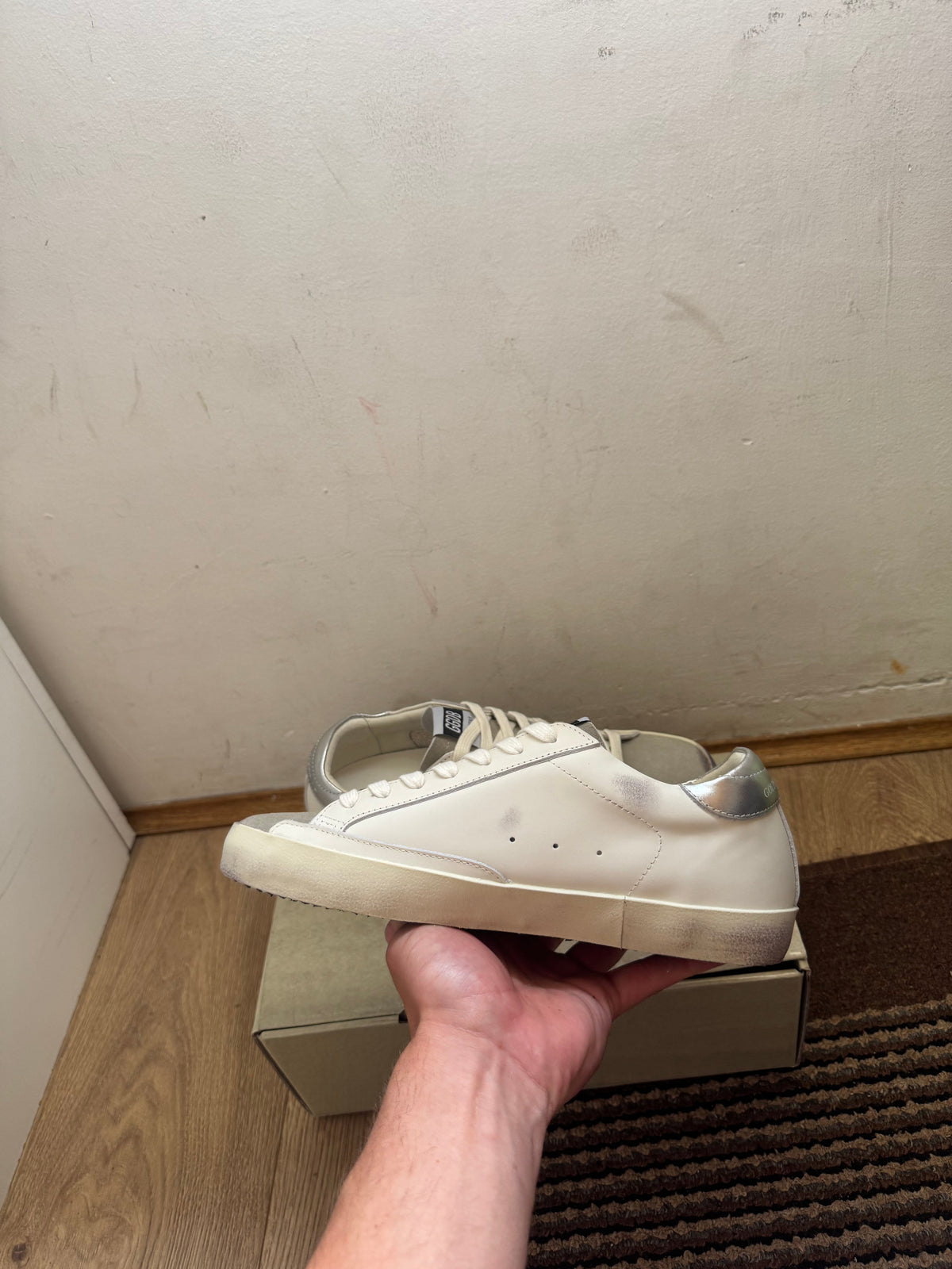 Golden Goose Broj 45(Odmah dostupno)