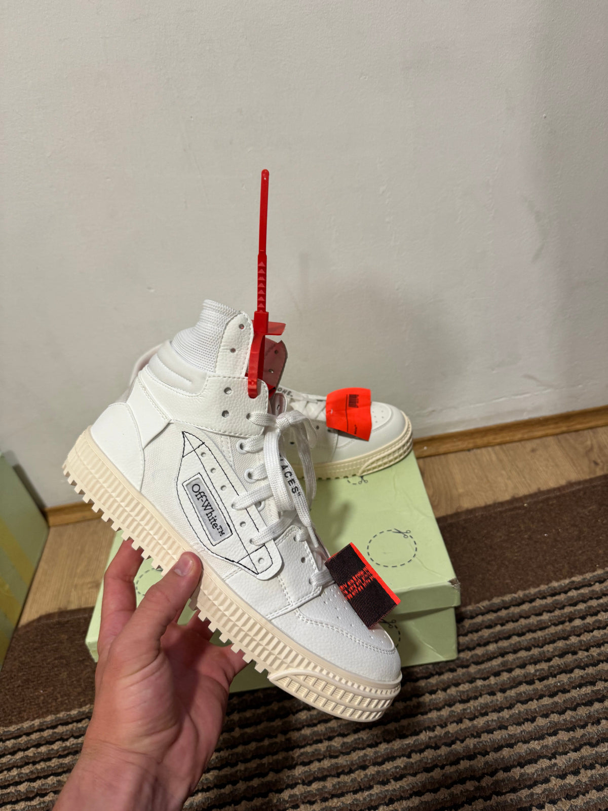 Off White Court Broj 41(Odmah dostupno)
