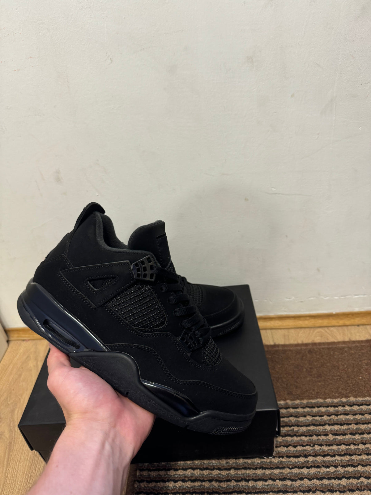 Jordan 4 Black Cat Broj 38,43,44(Odmah dostupno)