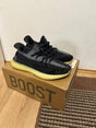 Yeezy 350 Asriel Broj 42,44 2/3(Odmah Dostupno)