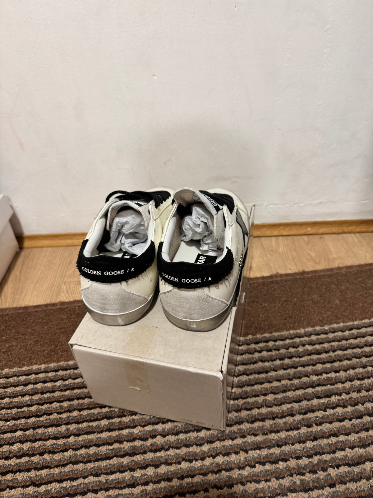 Golden Goose Broj 38,40(Odmah dostupno)