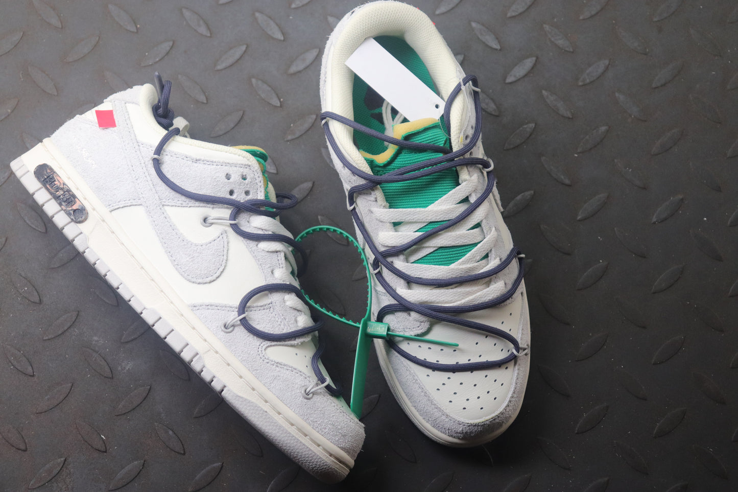 Off white dunk low lot 20