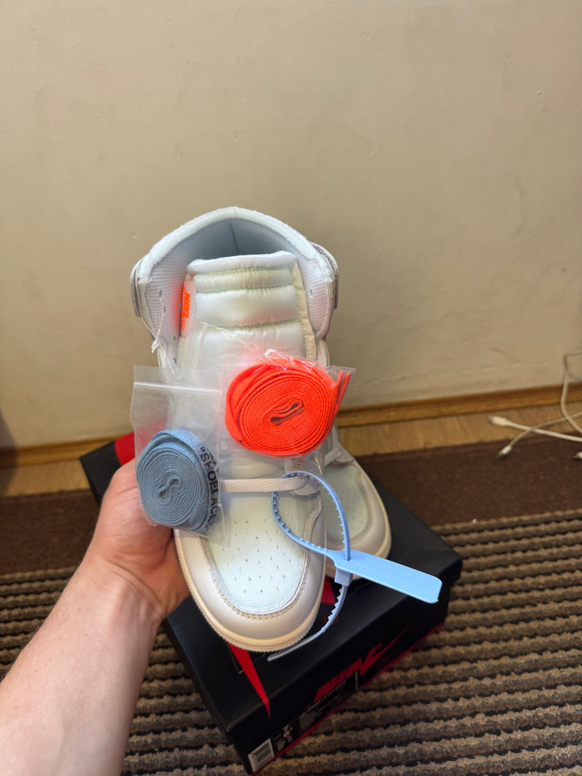Jordan 1 High Off White Euro Broj 36,43(Odmah dostupno)