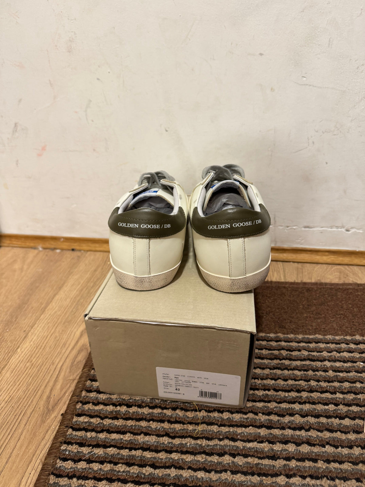 Golden Goose Broj 40(Odmah dostupno)