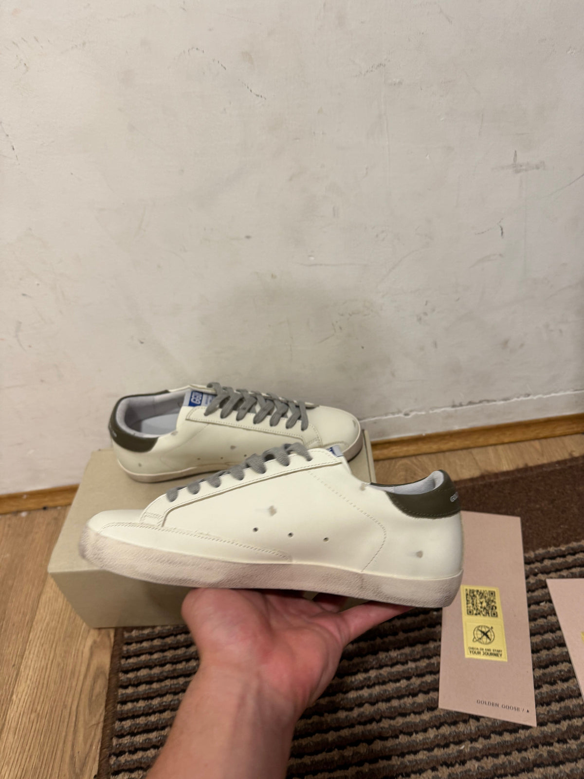 Golden Goose Broj 40(Odmah dostupno)
