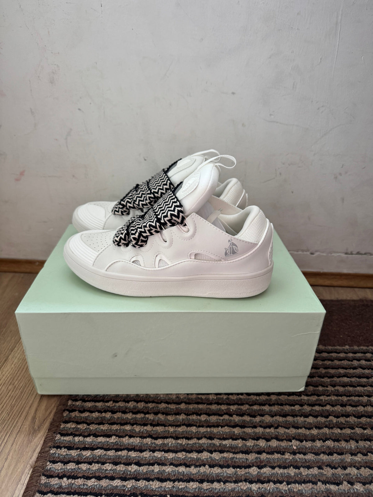 Lanvin Broj 39(Odmah dostupno)