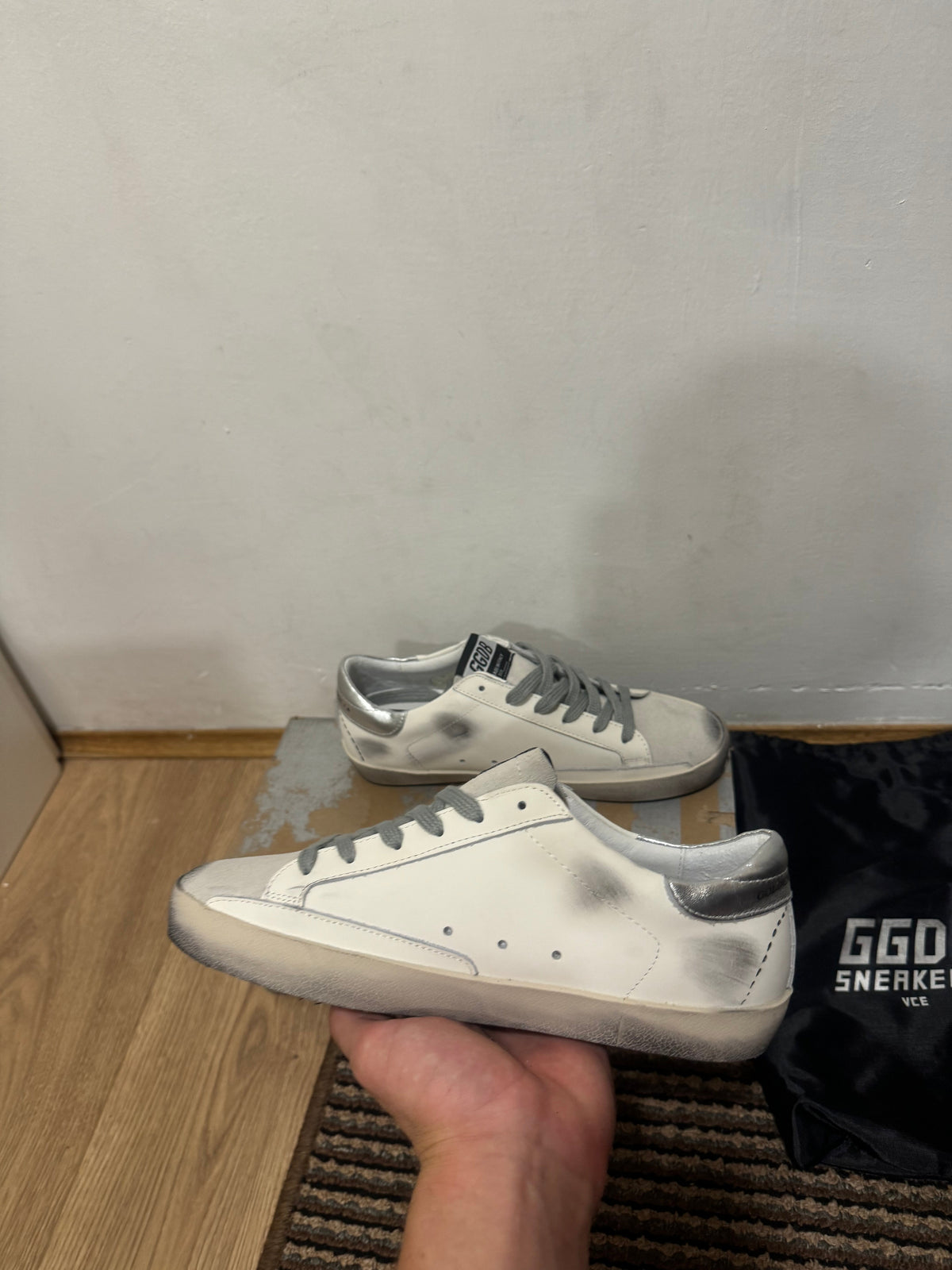 Golden Goose Broj 37(Odmah dostupno)