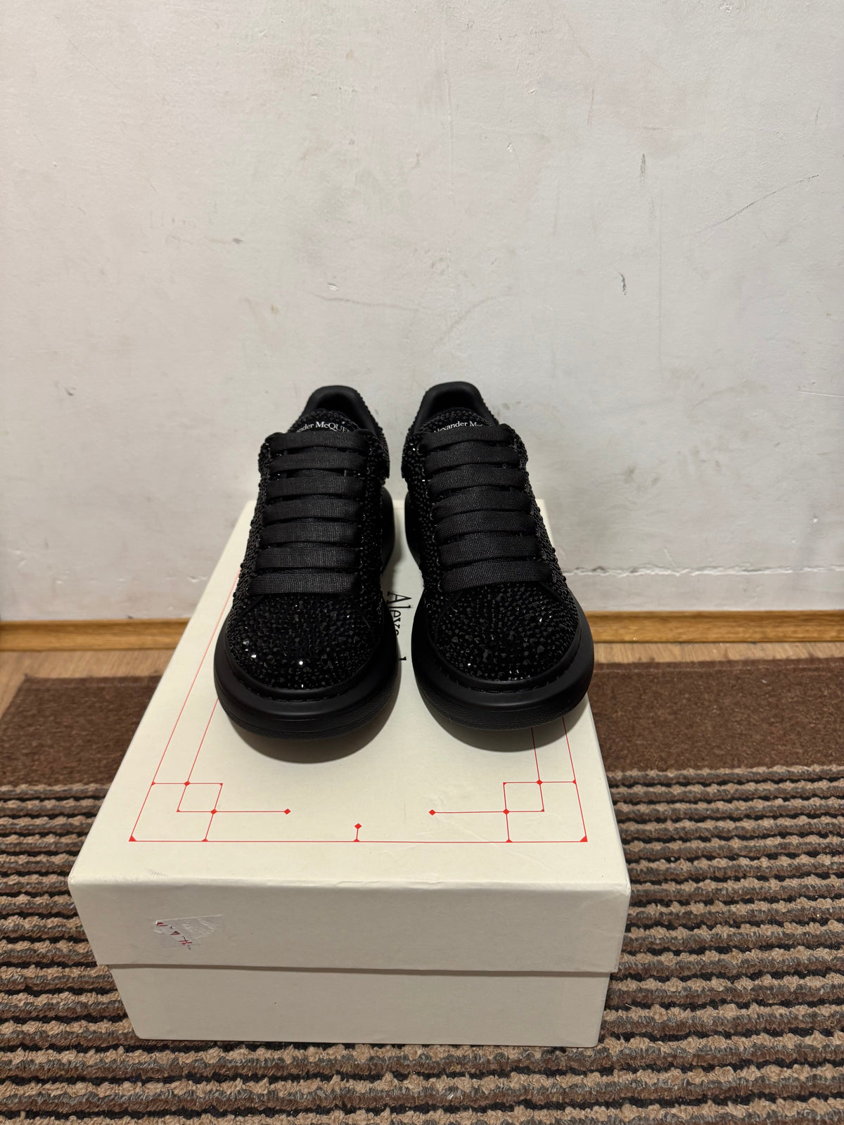 Alexander McQueen Broj 39(Odmah Dostupno)