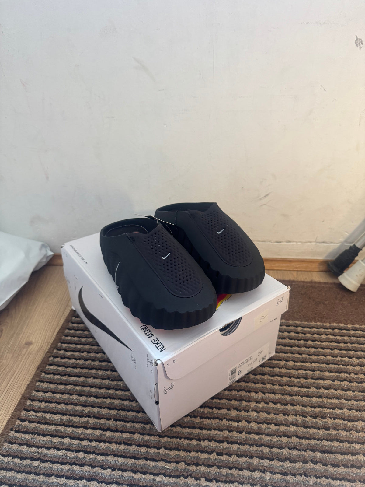Nike Mind Broj 37.5,44(Odmah dostupno)