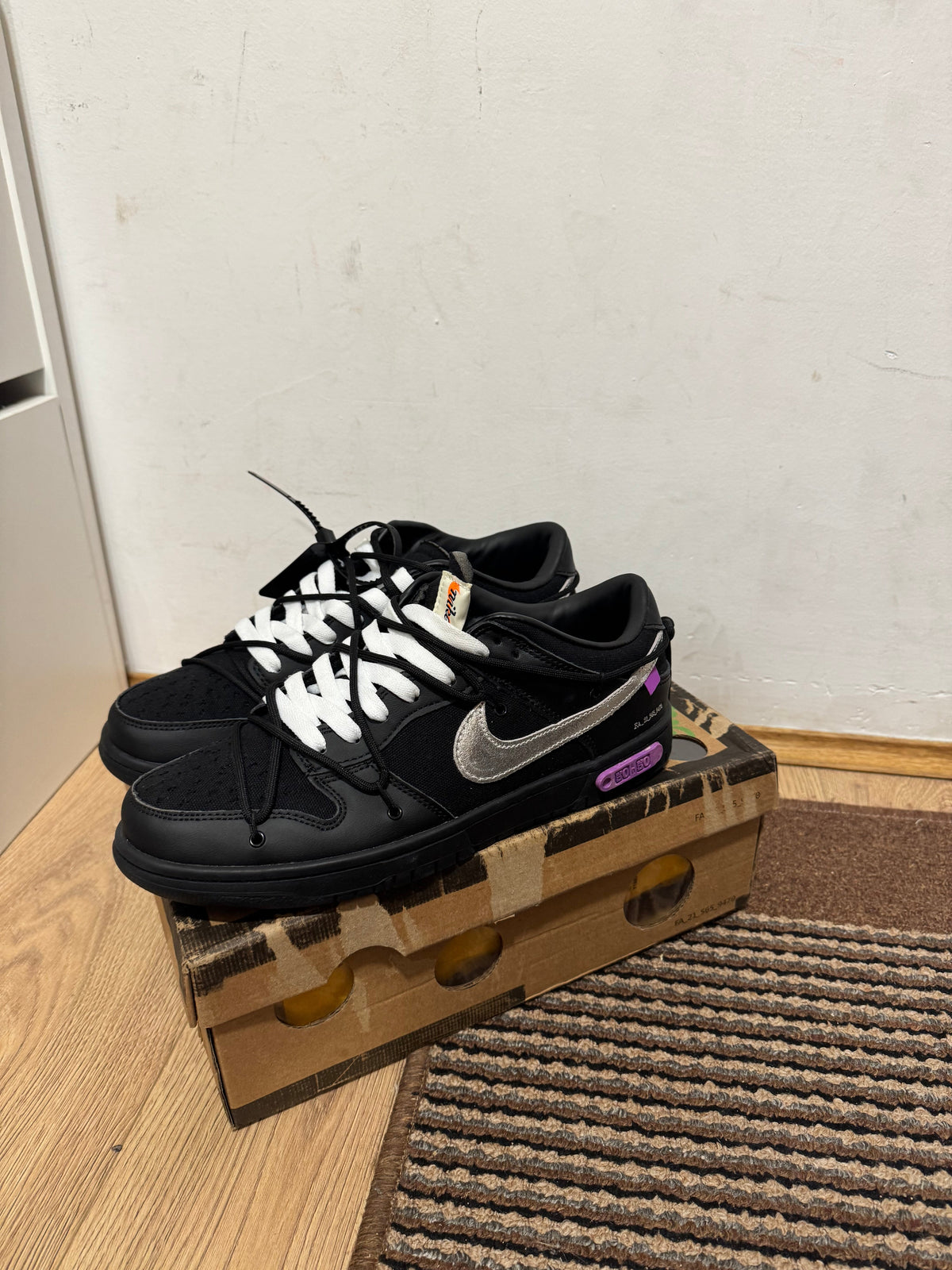 Off White dunk Lot 50 Broj 41,46(Odmah dostupno)