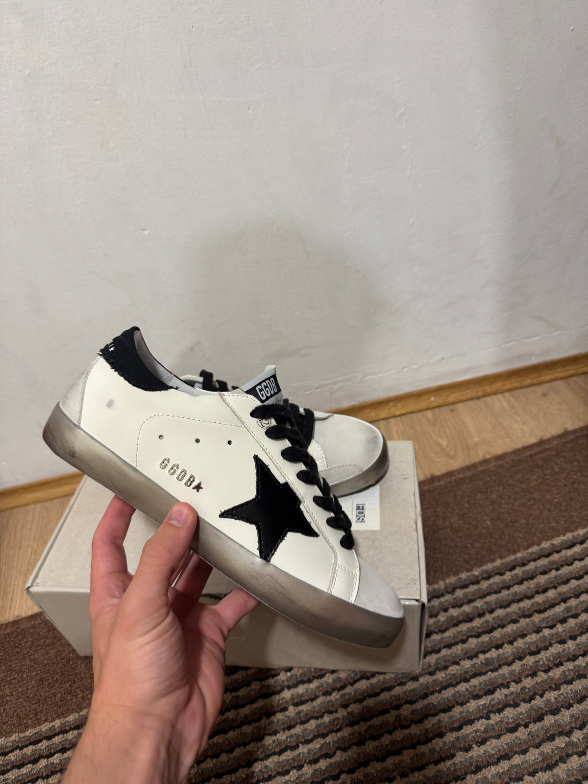 Golden Goose Broj 38,40(Odmah dostupno)
