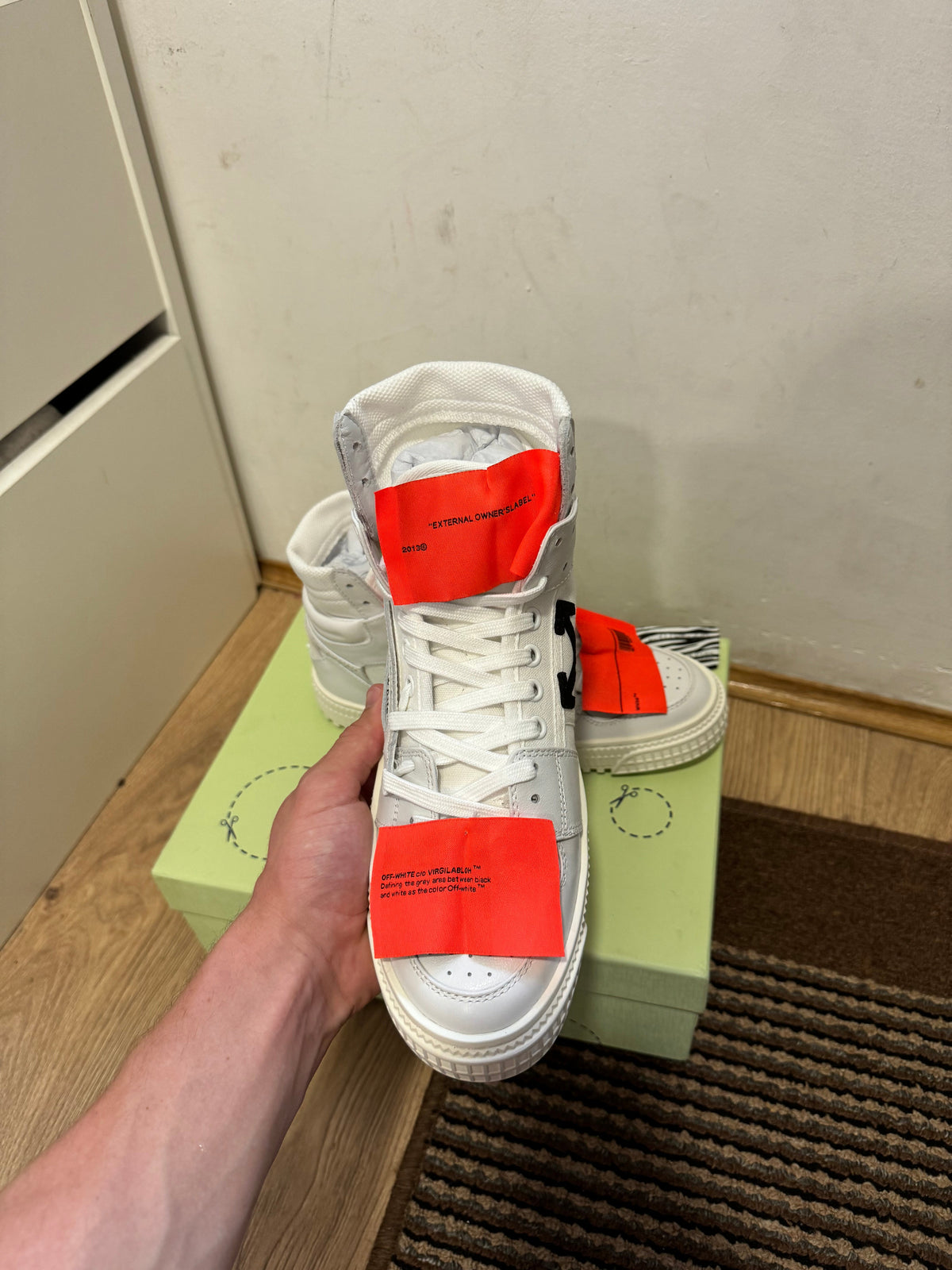 Off White Court Broj 43(Odmah dostupno) (Nemaju original kutiju)