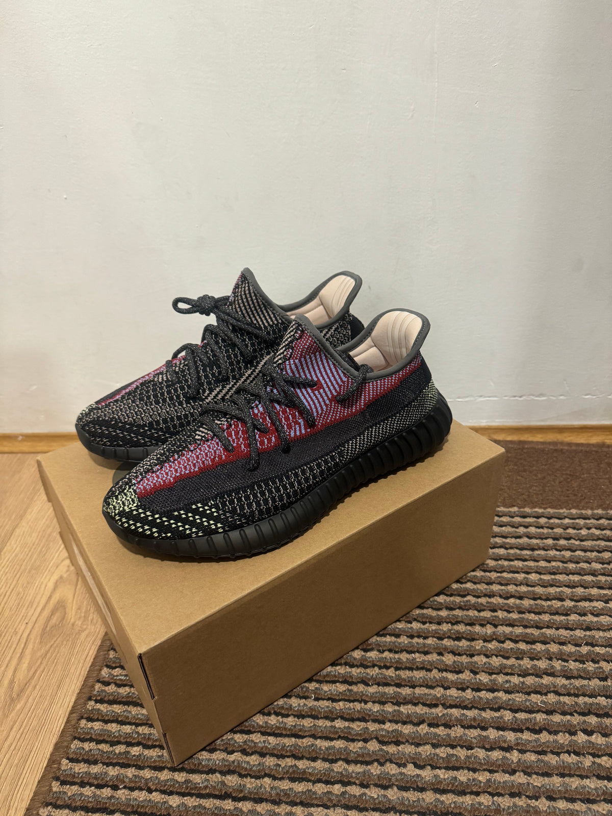 Yeezy 350 Yecheil Reflective Broj 42(Odmah dostupno)