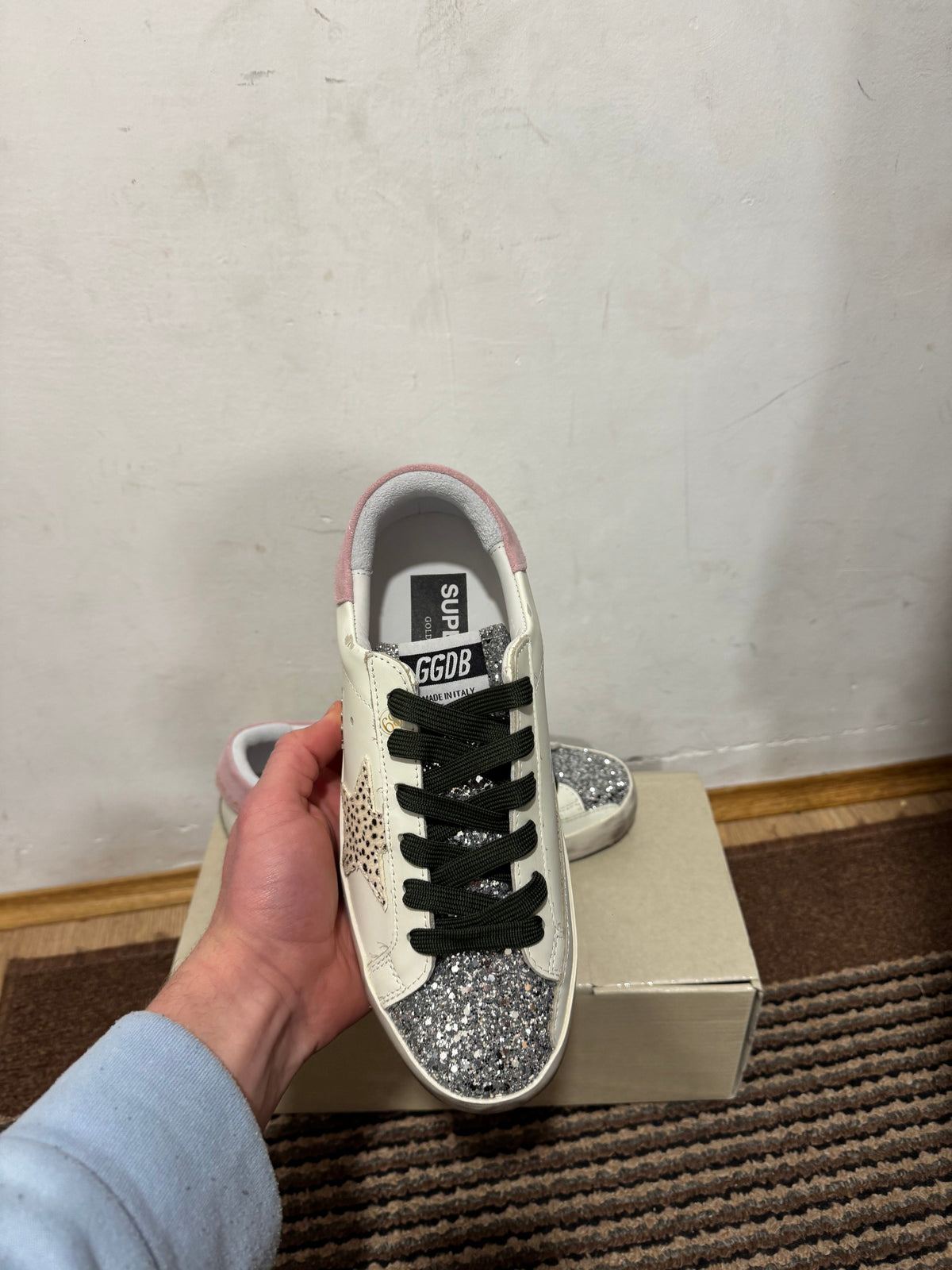 Golden Goose Broj 40(Odmah dostupno)