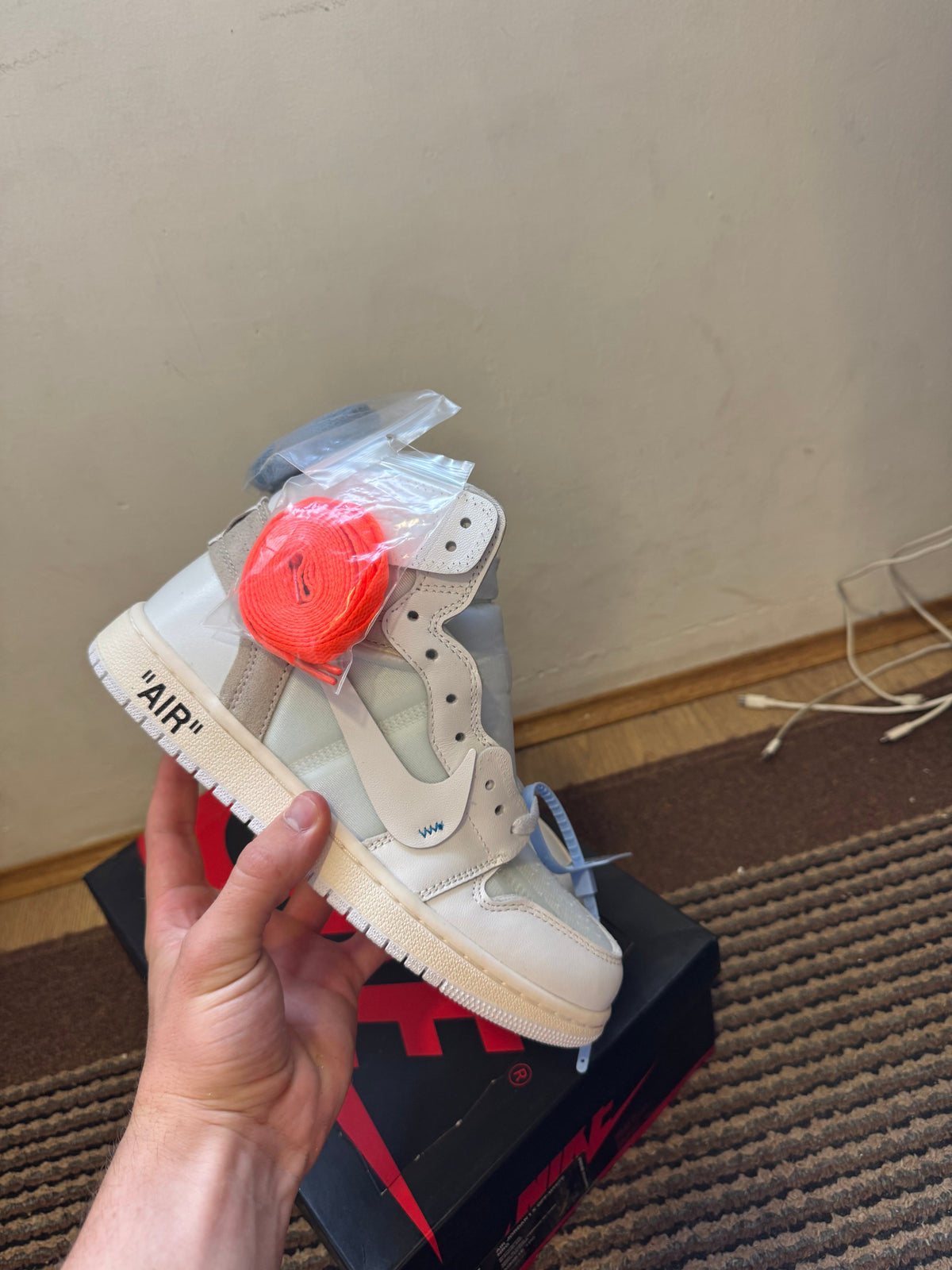 Jordan 1 High Off White Euro Broj 36,43(Odmah dostupno)