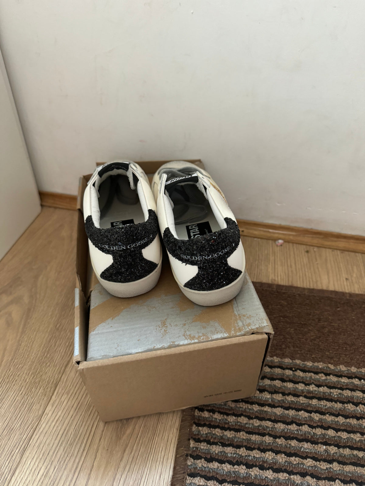 Golden Goose Broj 38,43(Odmah dostupno)