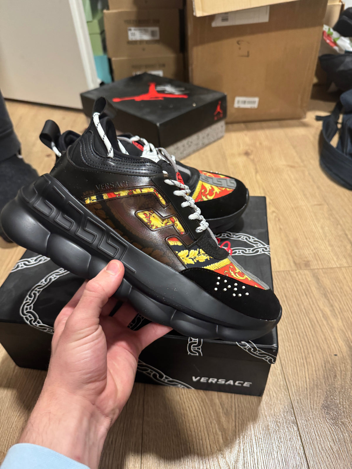 Versace Broj 42(Odmah dostupno)
