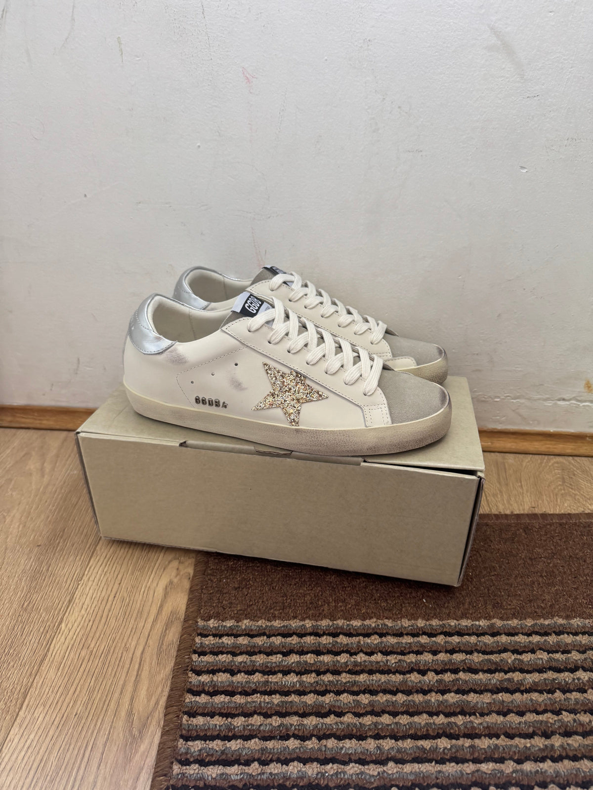 Golden Goose Broj 45(Odmah dostupno)