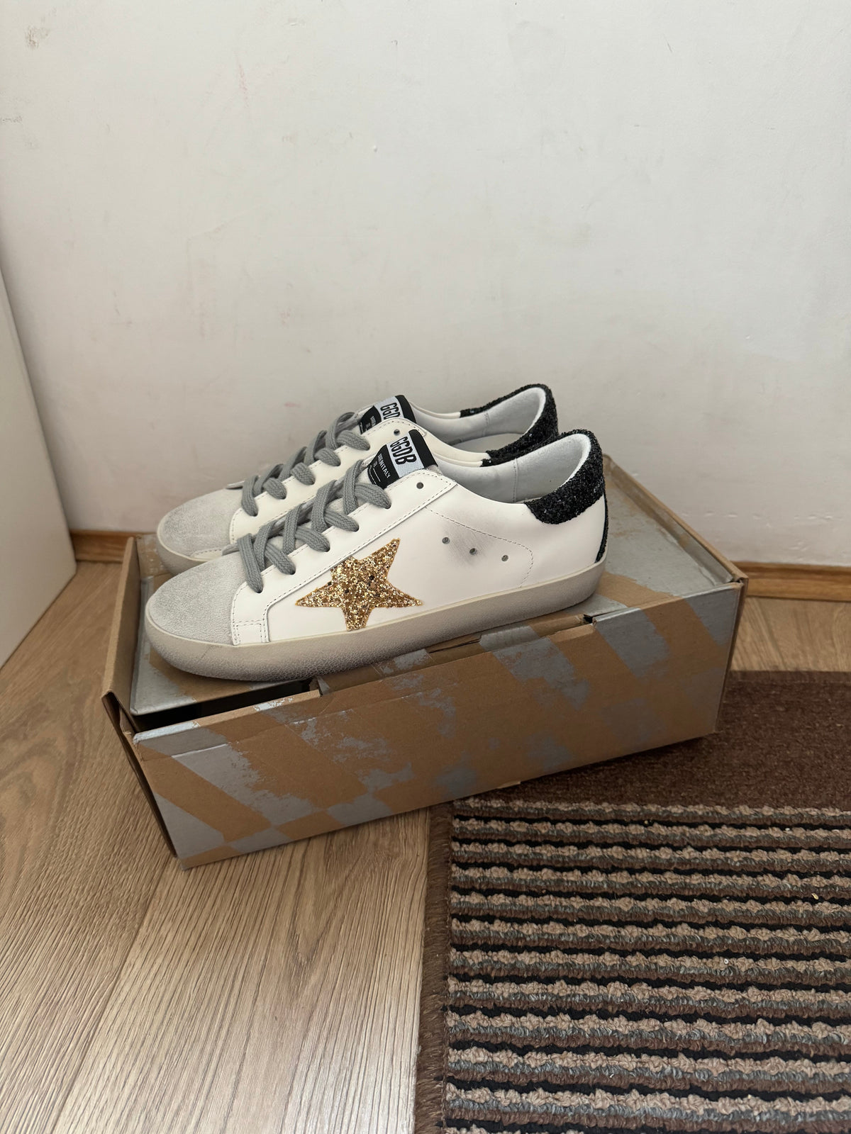Golden Goose Broj 38,43(Odmah dostupno)