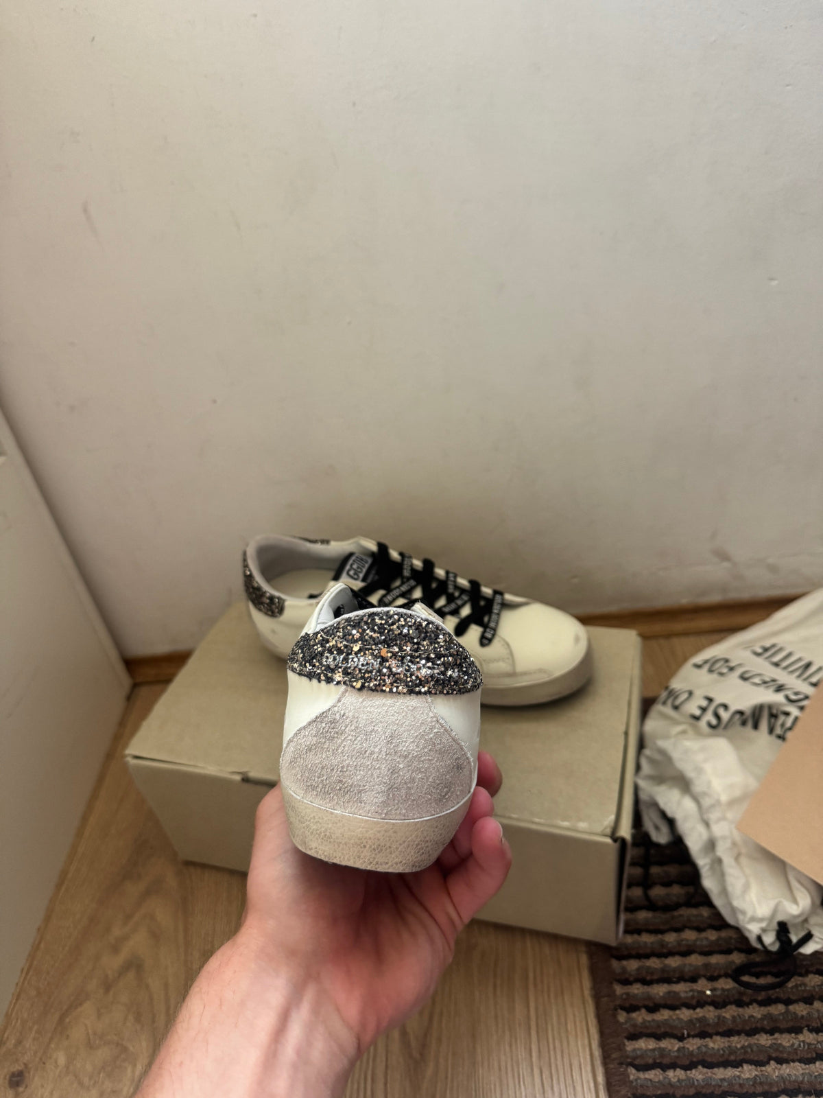 Golden Goose Broj 38(Odmah dostupno)
