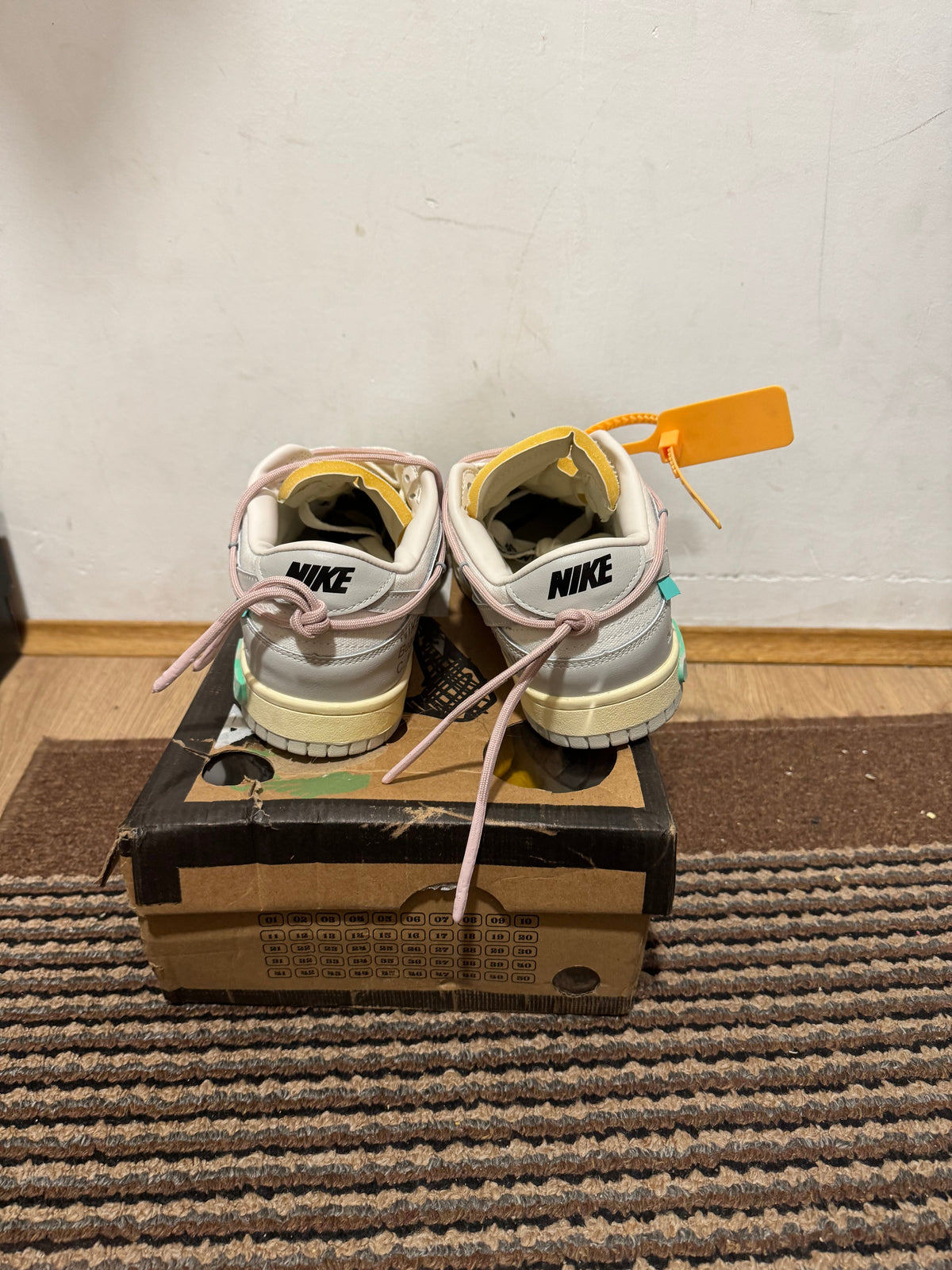 Off White dunk Lot 9 Broj 39,40(Odmah dostupno)