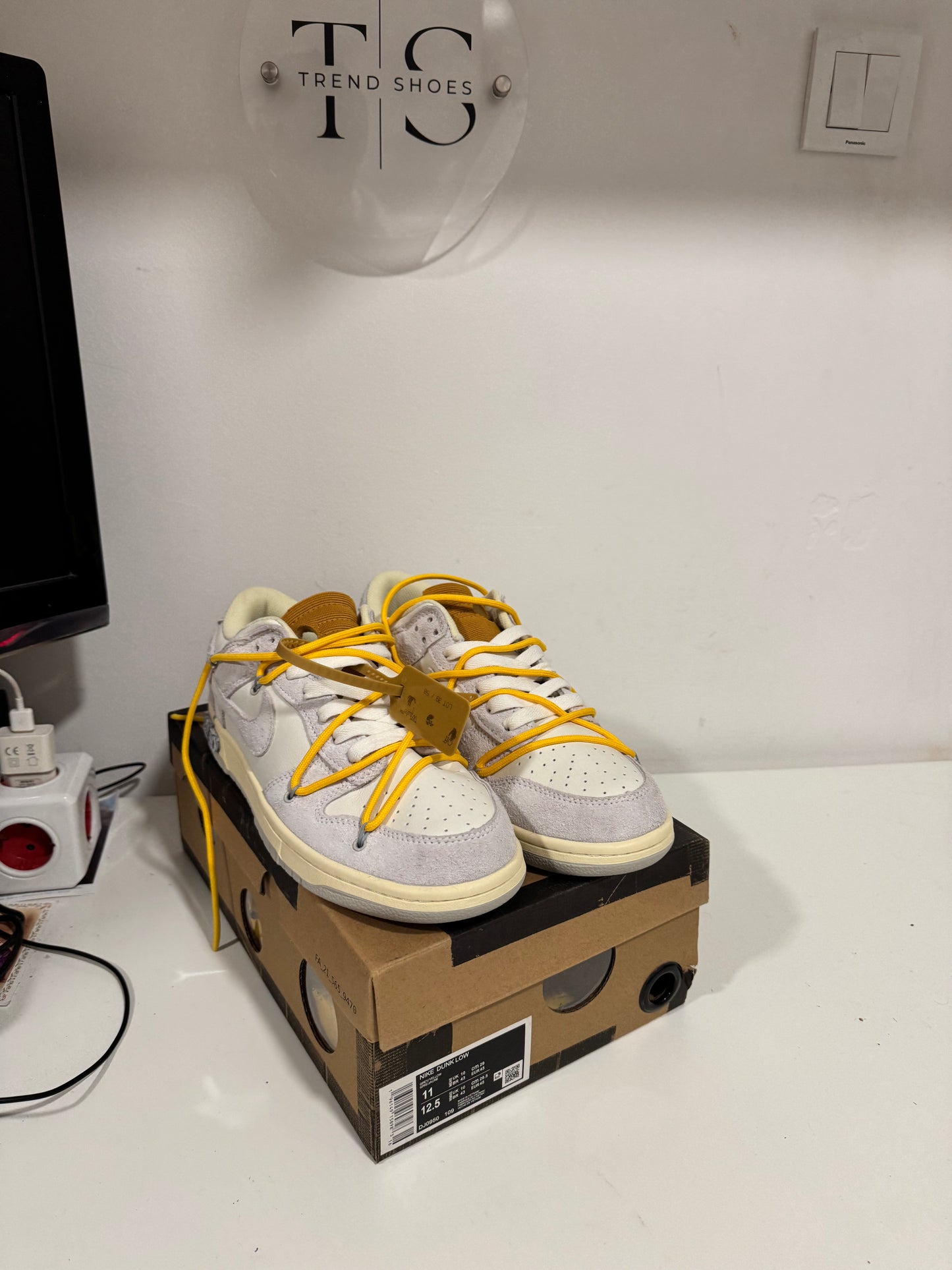 (Odmah Dostupno) Off White Dunk Lot 39 Broj 45