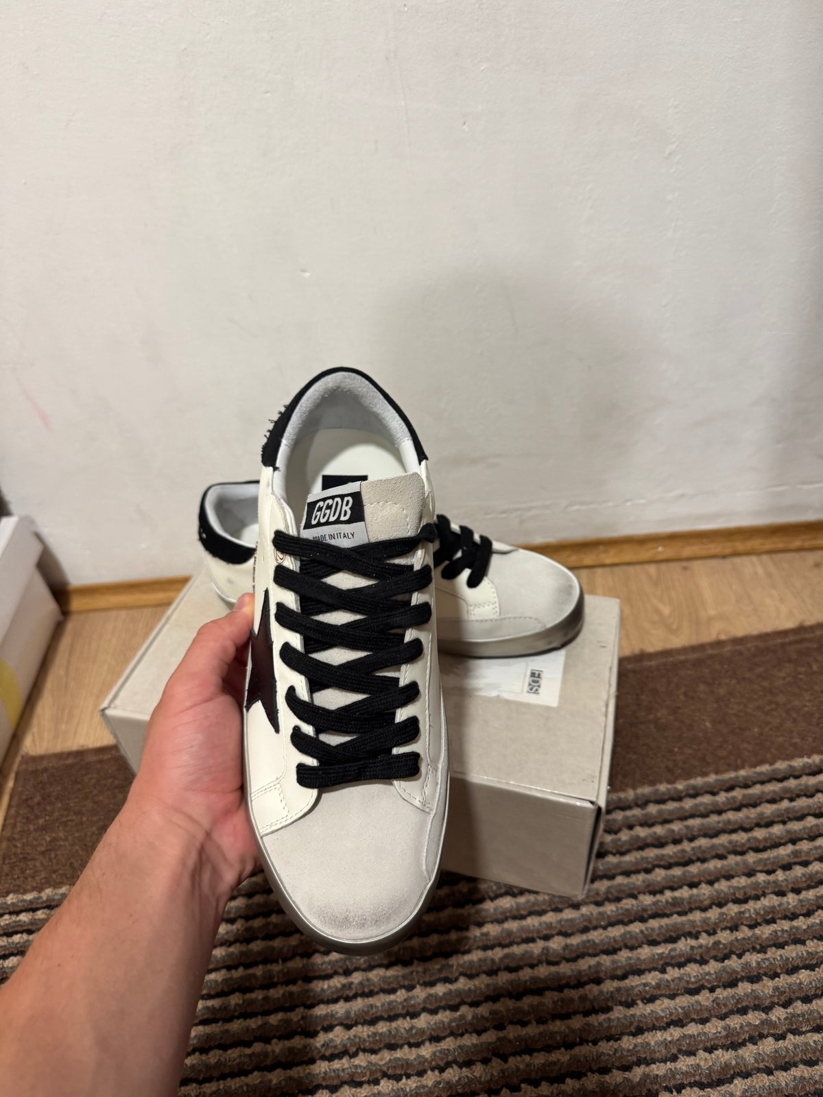 Golden Goose Broj 38,40(Odmah dostupno)