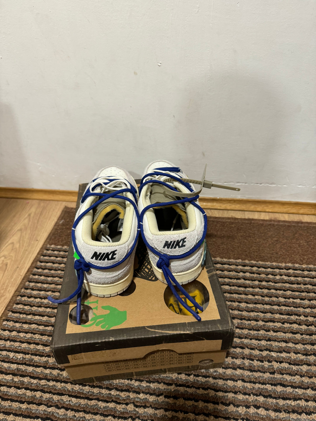 Off White dunk Lot 32 Broj 42(Odmah dostupno)