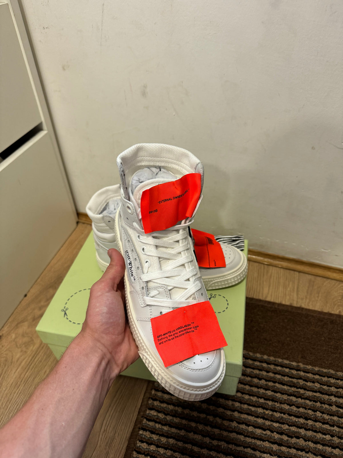 Off White Court Broj 43(Odmah dostupno) (Nemaju original kutiju)